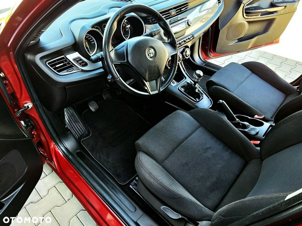 Alfa Romeo Giulietta 2.0 JTDM Veloce - 7