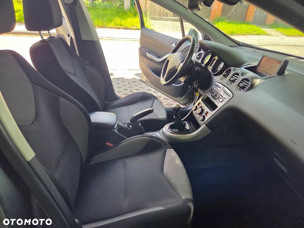 Peugeot 308 120 VTi Millesim 200 - 26