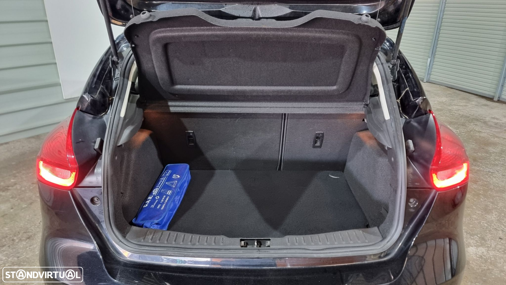 Ford Focus 1.0 SCTi Titanium - 6