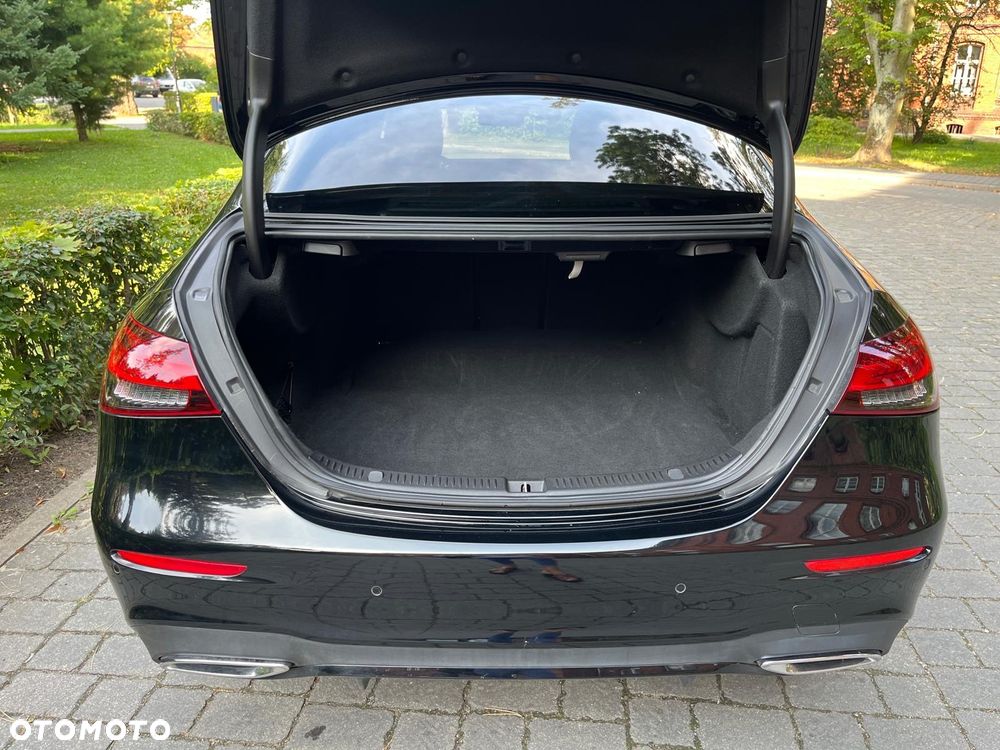 Mercedes-Benz Klasa E 220 d 9G-TRONIC AMG Line - 15