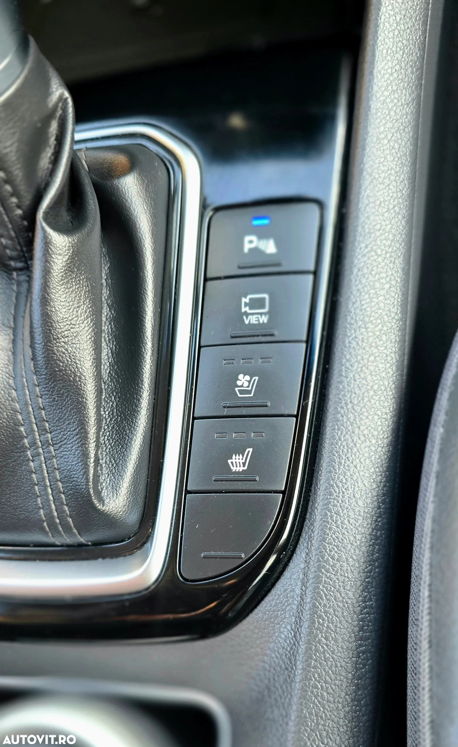 Hyundai IONIQ Hybrid 1.6 GDI Premium - 17
