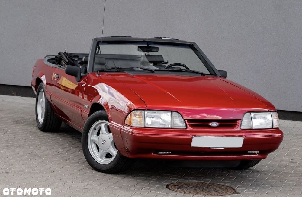 Ford Mustang - 1