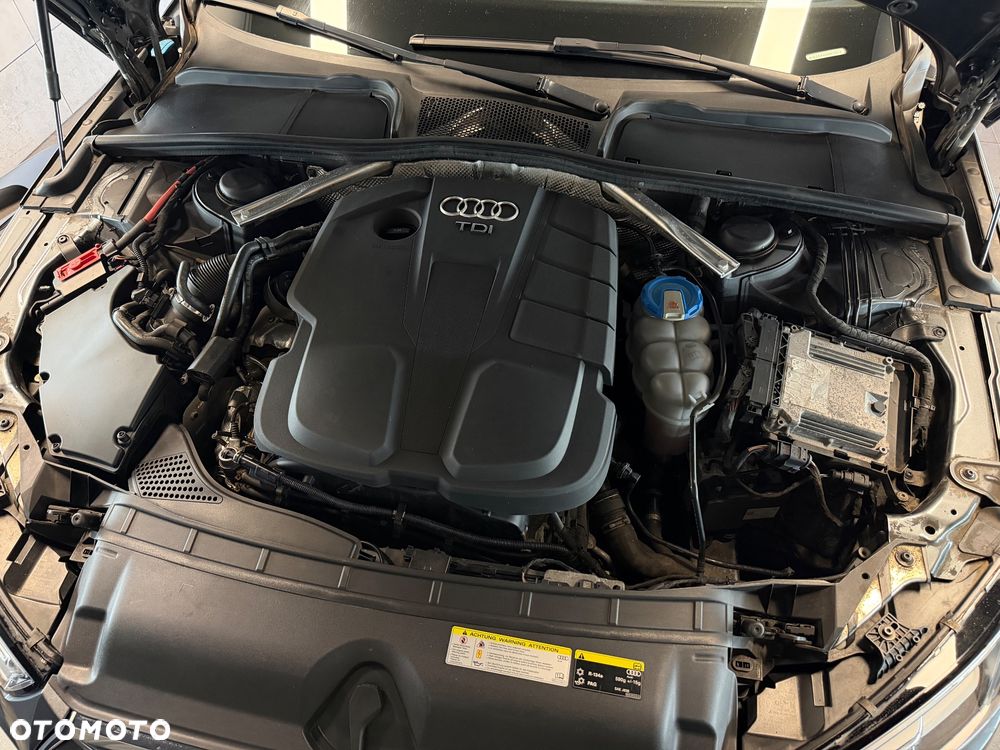 Audi A4 Avant 2.0 TDI ultra S tronic sport - 26
