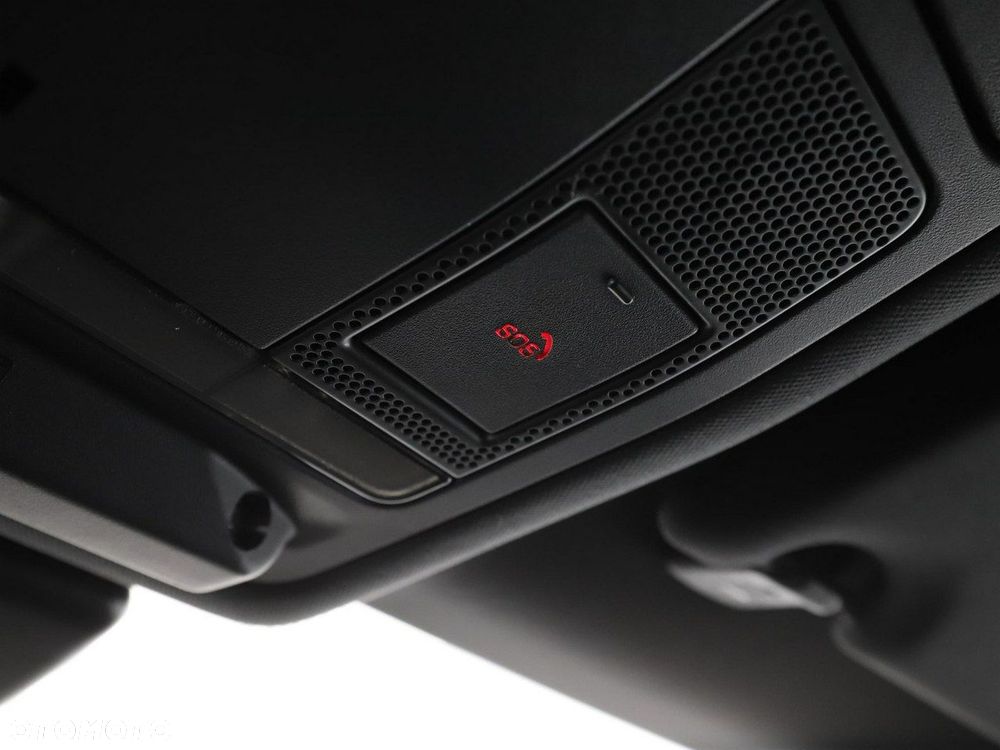 Jaguar E-Pace P200 AWD R-Dynamic S - 38