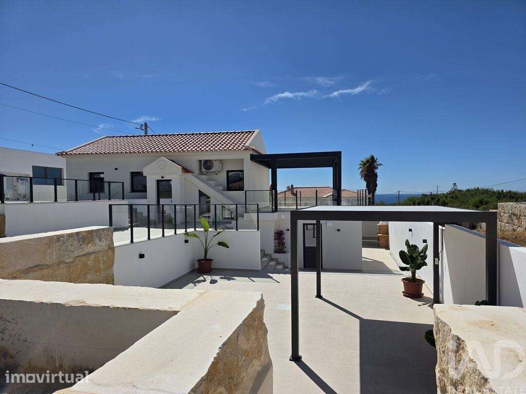 Moradia isolada T3 em Lourinhã e Atalaia de 178 m2 - Grande imagem: 3/35