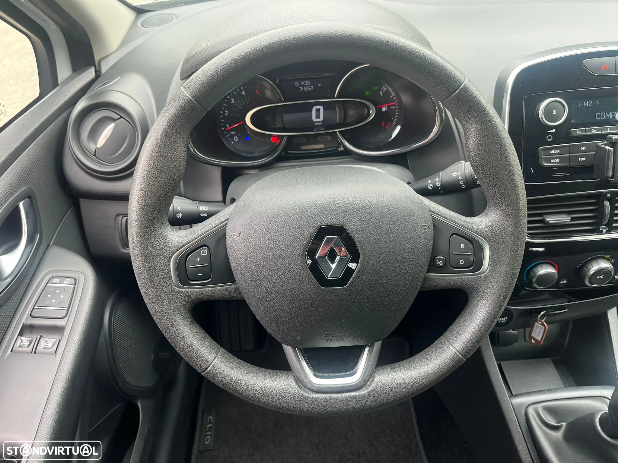 Renault CLIO 1.5 dCI 75cv - ZEN - AC - IVA DEDUTÍVEL - 24