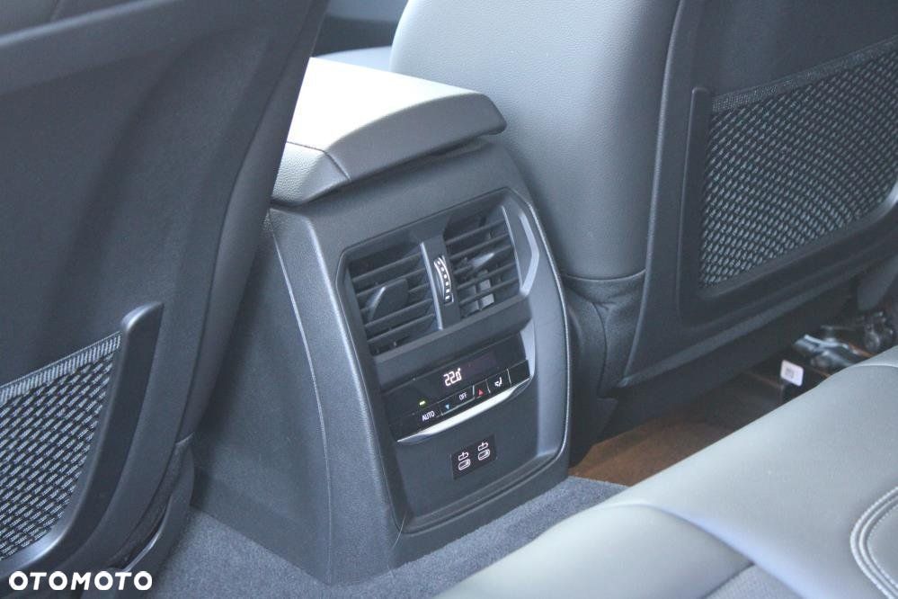 BMW Seria 3 - 31