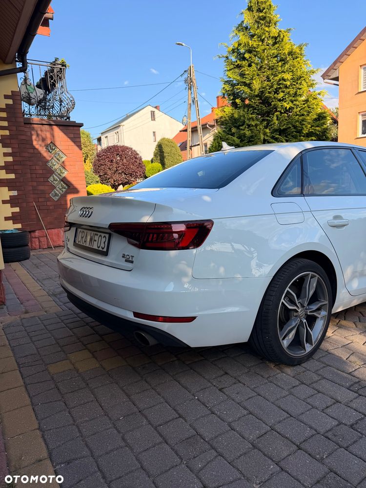 Audi A4 Limousine 2.0 TFSI ultra S tronic design - 4