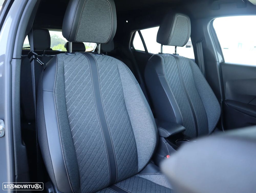 Peugeot 2008 1.2 Hybrid Allure e-DCS6 - 5