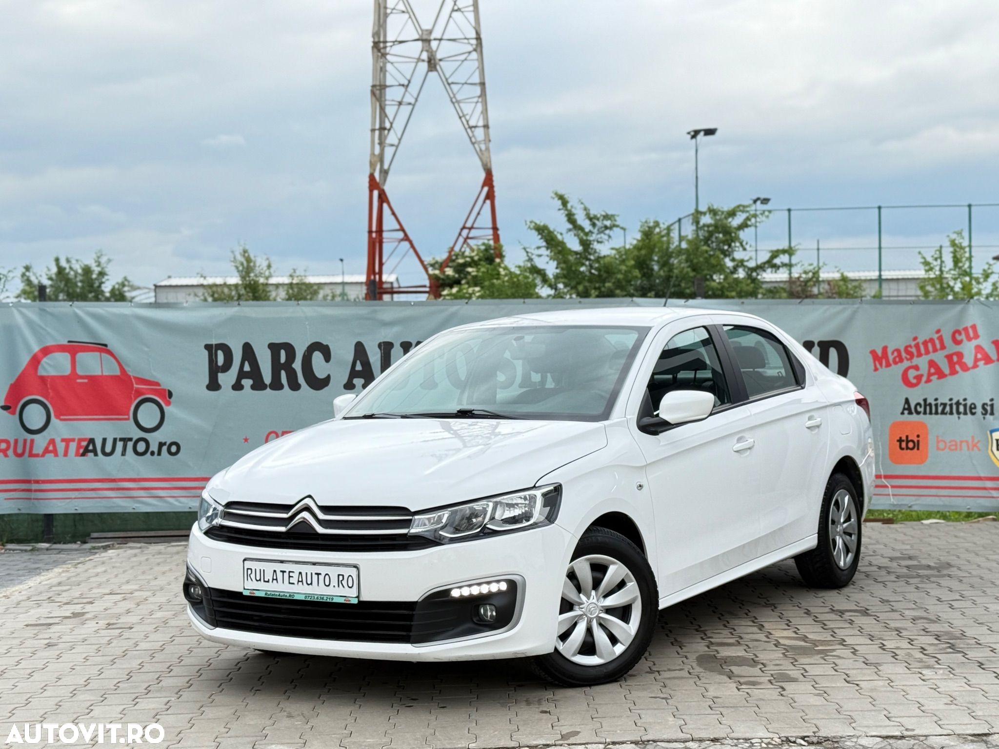 Citroën C-Elysée 1.6 BlueHDi BVM Live - 1