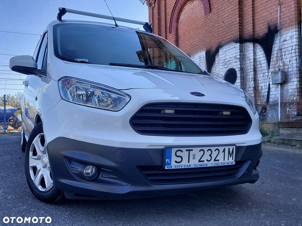 Ford COURIER - 21