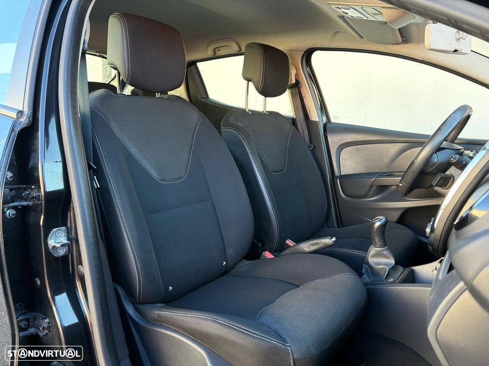 Renault Clio 1.5 dCi Dynamique S - 6