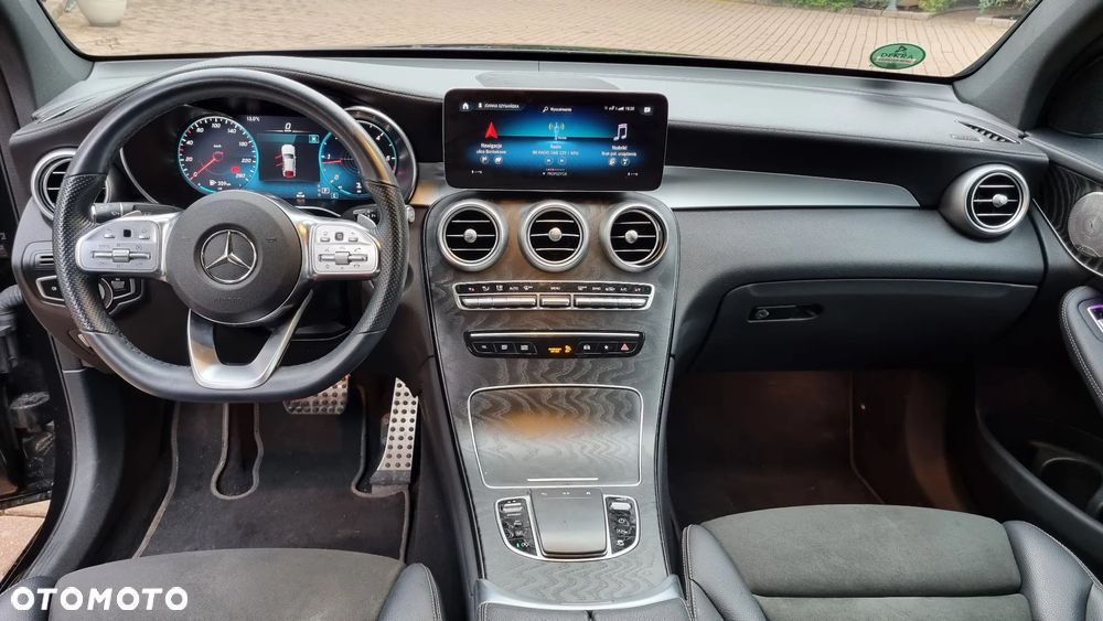Mercedes-Benz GLC - 8