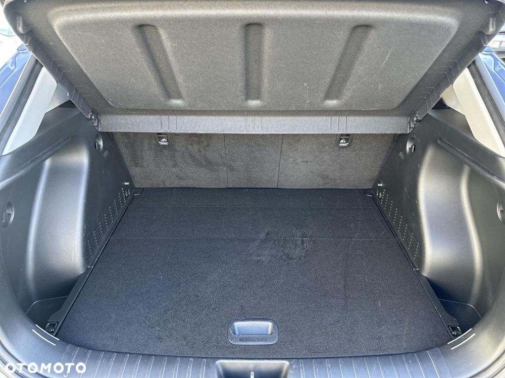 Hyundai Kona 64kWh Executive - 18