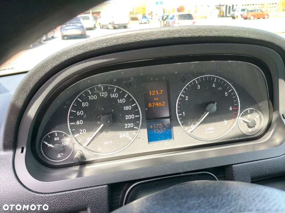 Mercedes-Benz Klasa A 160 BlueEFFICIENCY Avantgarde - 15