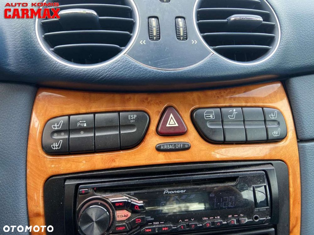 Mercedes-Benz CLK - 26