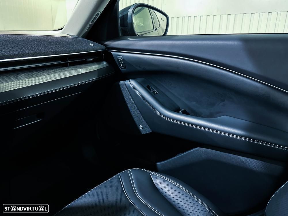 Ford Mustang Mach-E 98.7 kWh Premium - 25