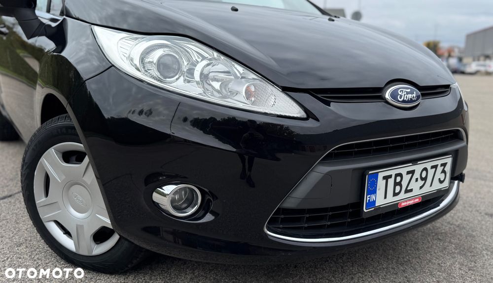 Ford Fiesta 1.25 Titanium - 10