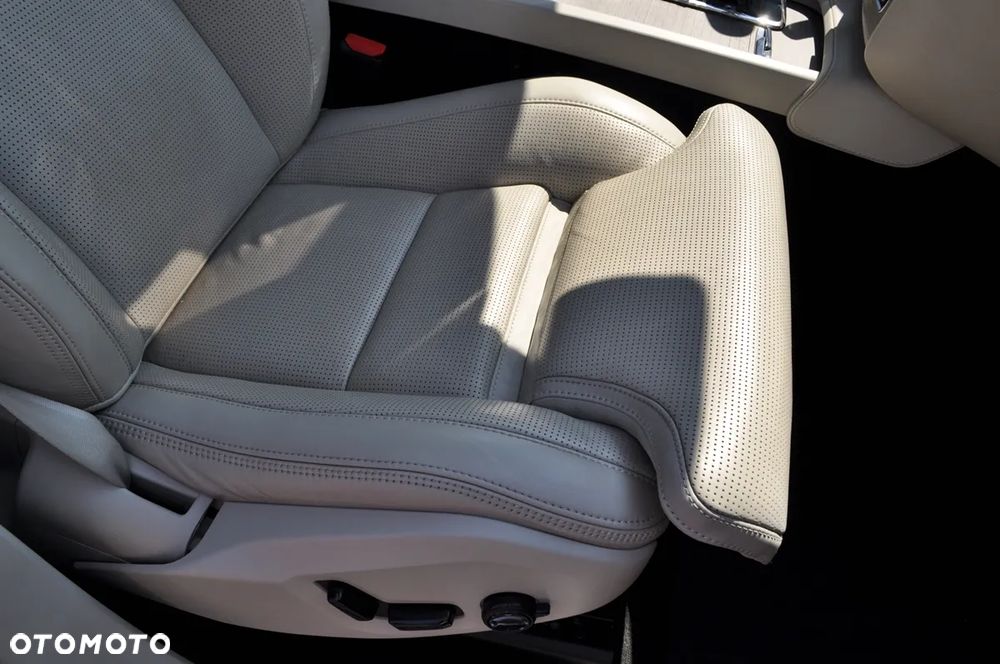 Volvo XC 90 T8 AWD Plug-In Hybrid Inscription 7os - 25