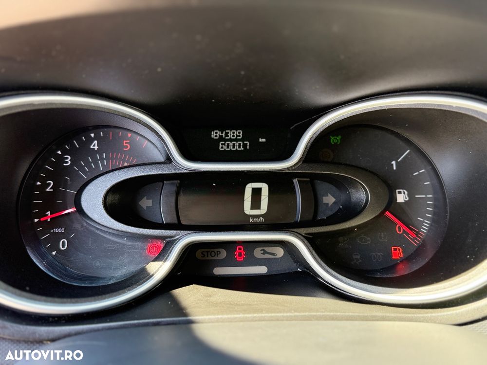Renault Trafic (ENERGY) Start & Stop Combi Expression - 17