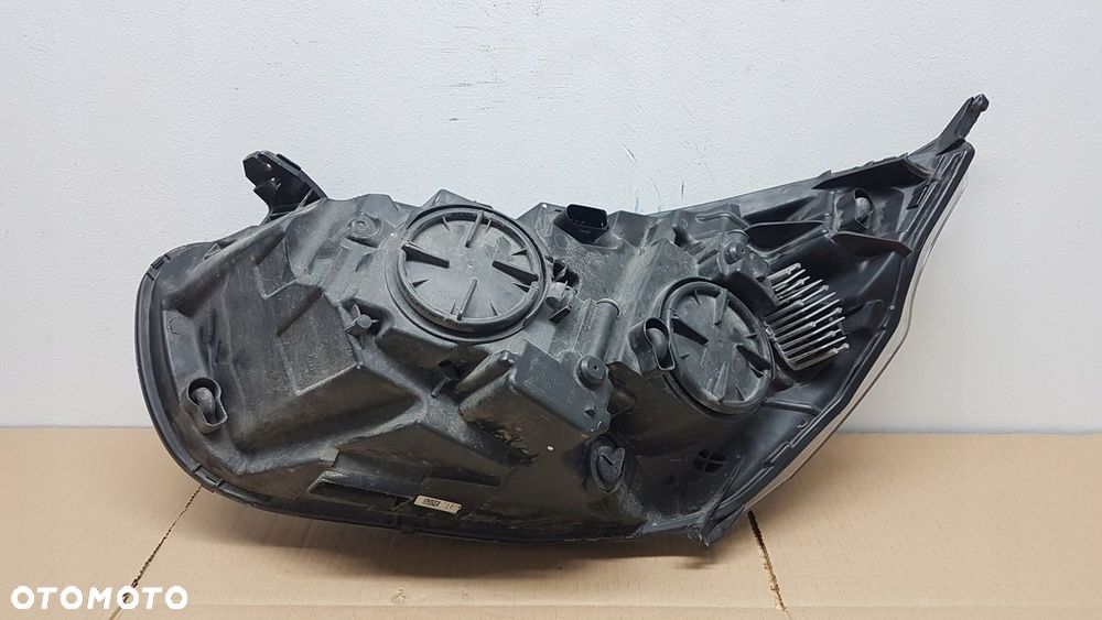 LAMPA PRZÓD PRAWA FORD CUSTOM LIFT SOCZEWKA LED 18- - 12