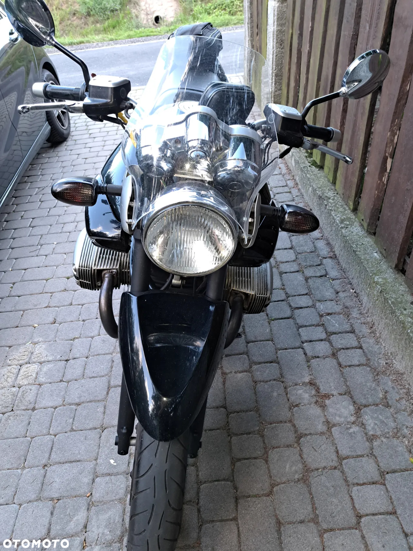 BMW R - 8