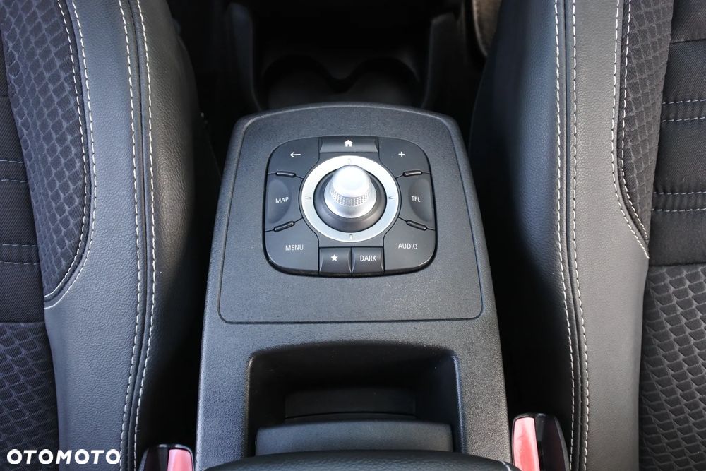 Renault Scenic 1.2 TCE Energy Bose - 19