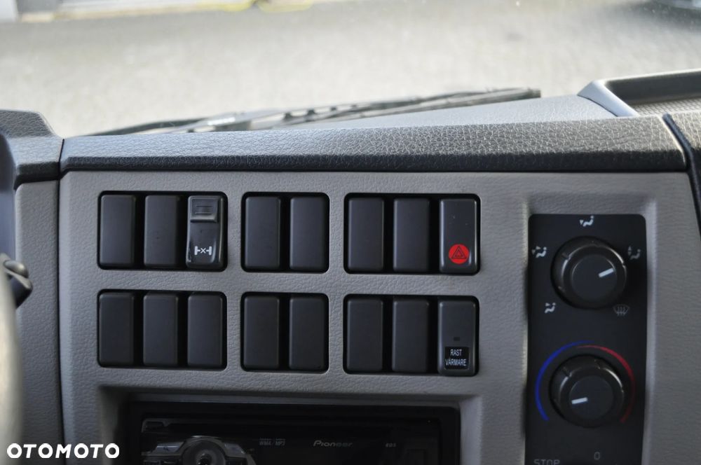 Volvo FL12 240km Rama 6,7m. Rozstaw 4,7m - 7