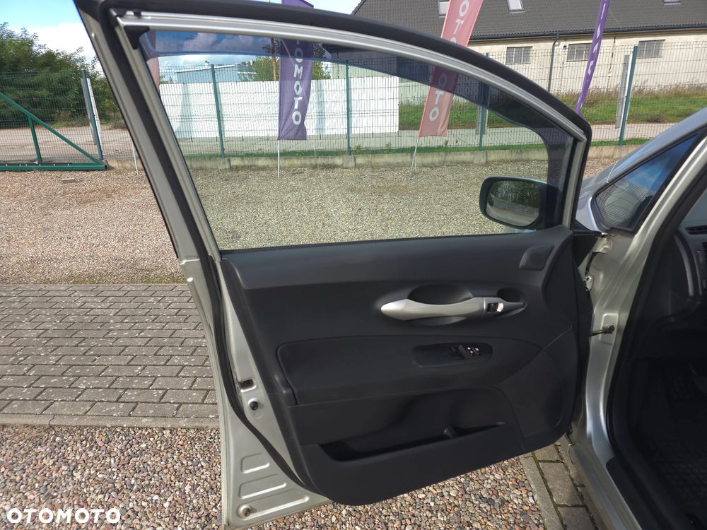 Toyota Auris 1.6 VVT-i Luna - 18