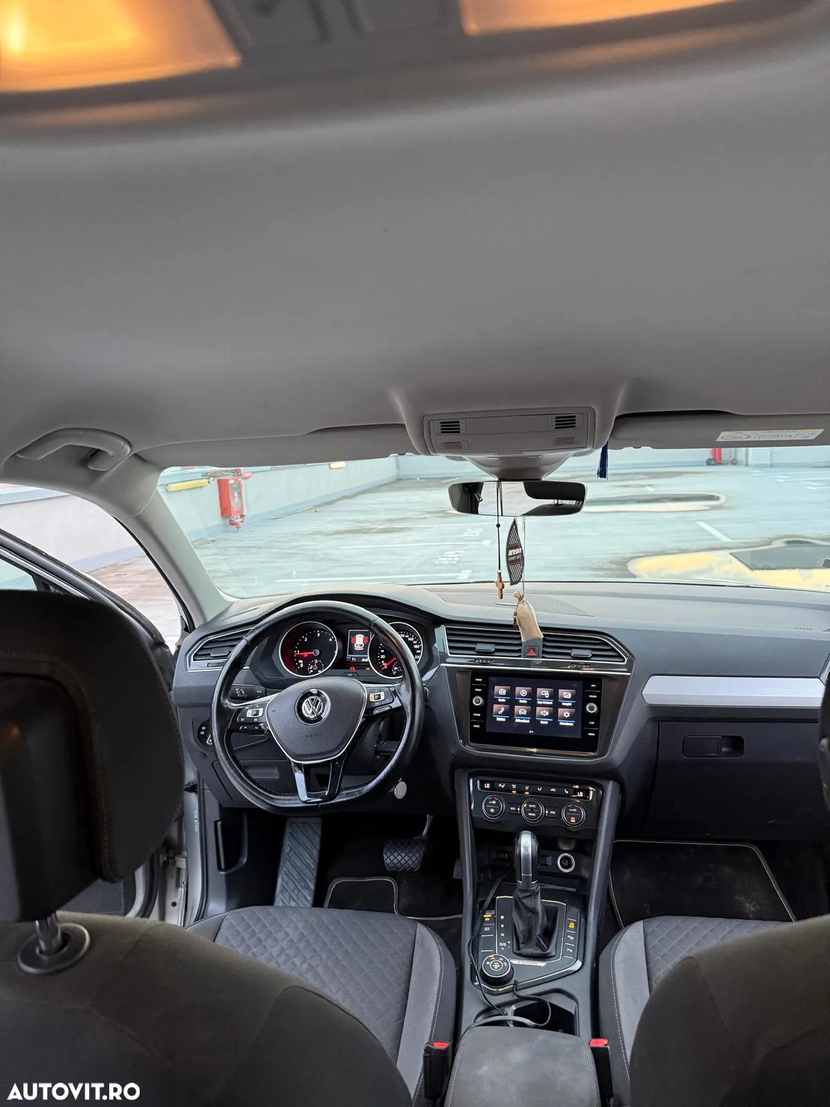 Volkswagen Tiguan 2.0 TDI 4Mot DSG Comfortline - 10
