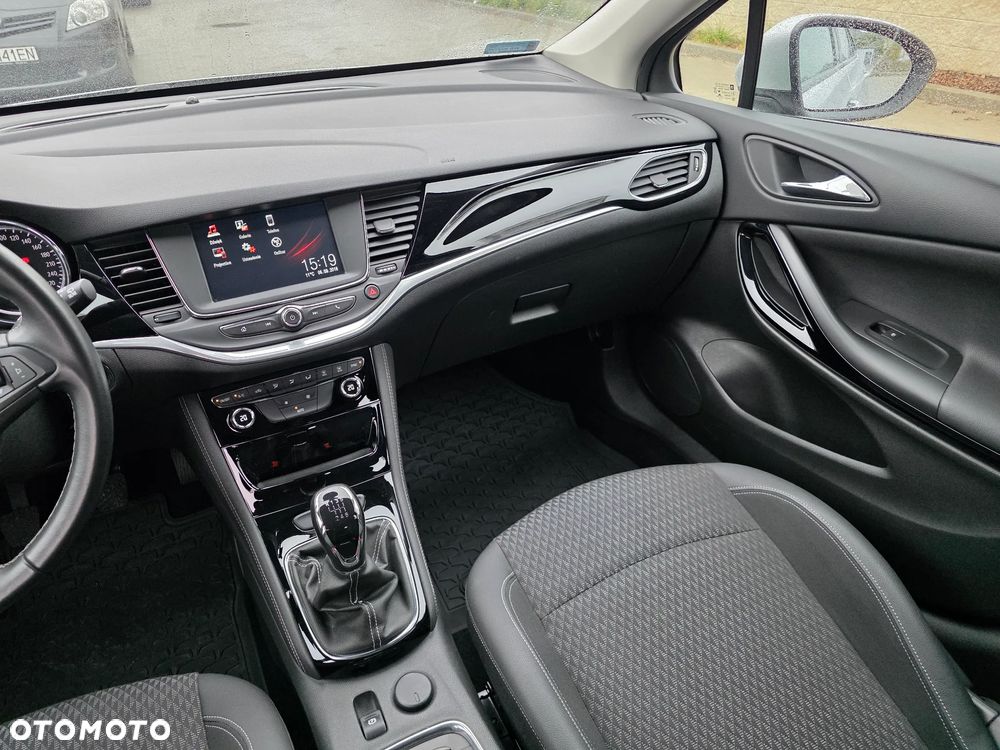 Opel Astra - 18