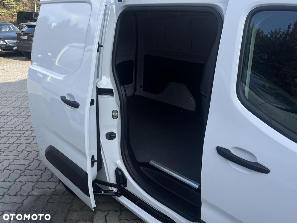 Toyota PROACE CITY - 26