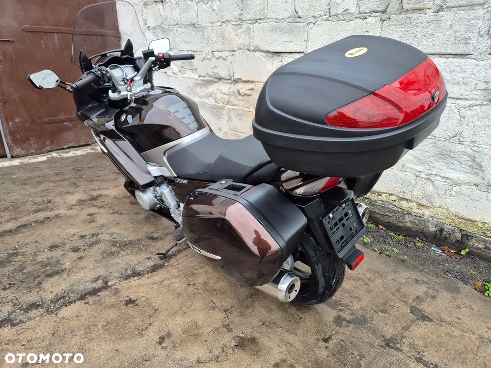 Yamaha FJR - 25