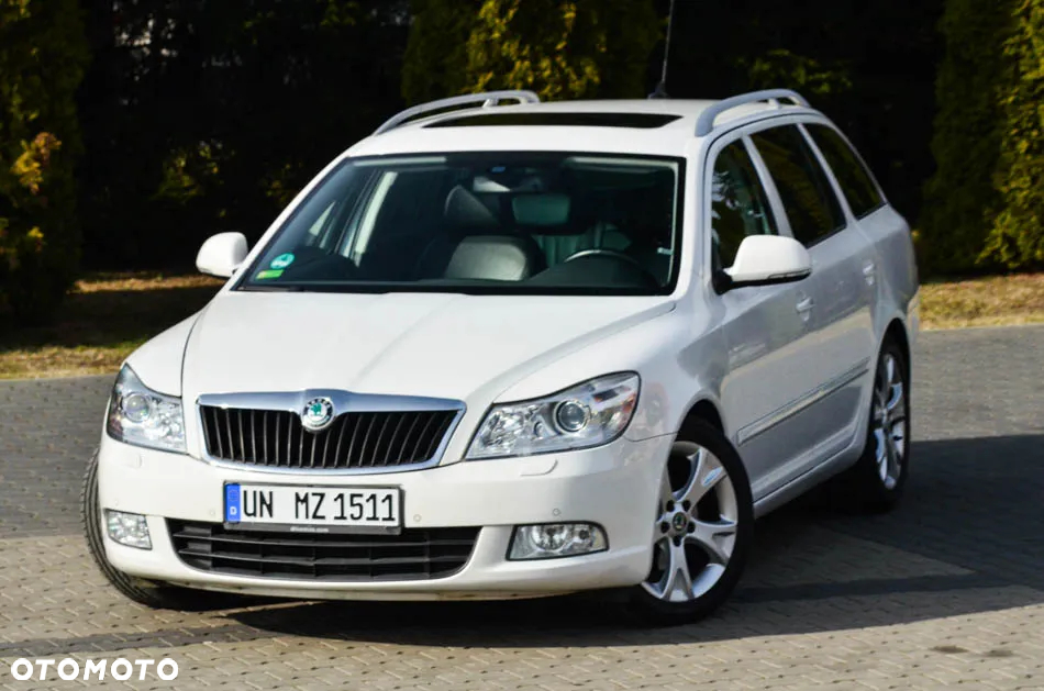 Skoda Octavia Combi 2.0 TDI DPF Sport Edition - 9