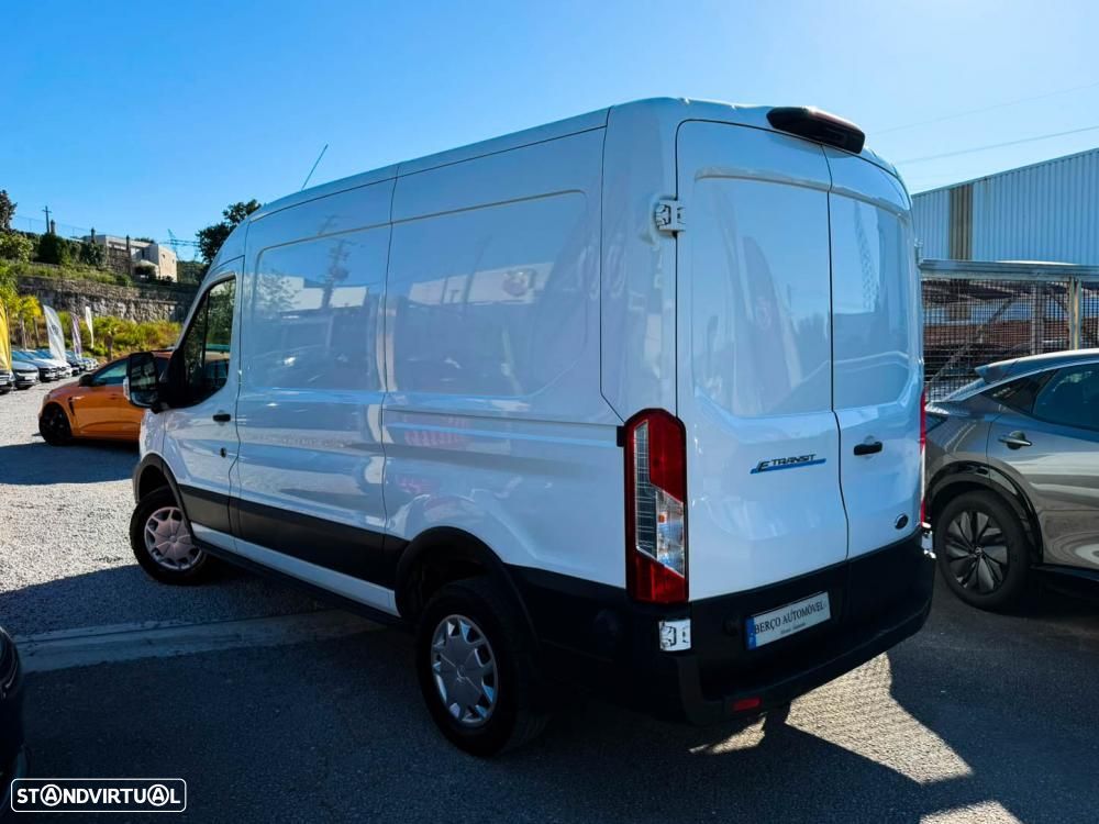 Ford Transit L2H2 Trend - 4