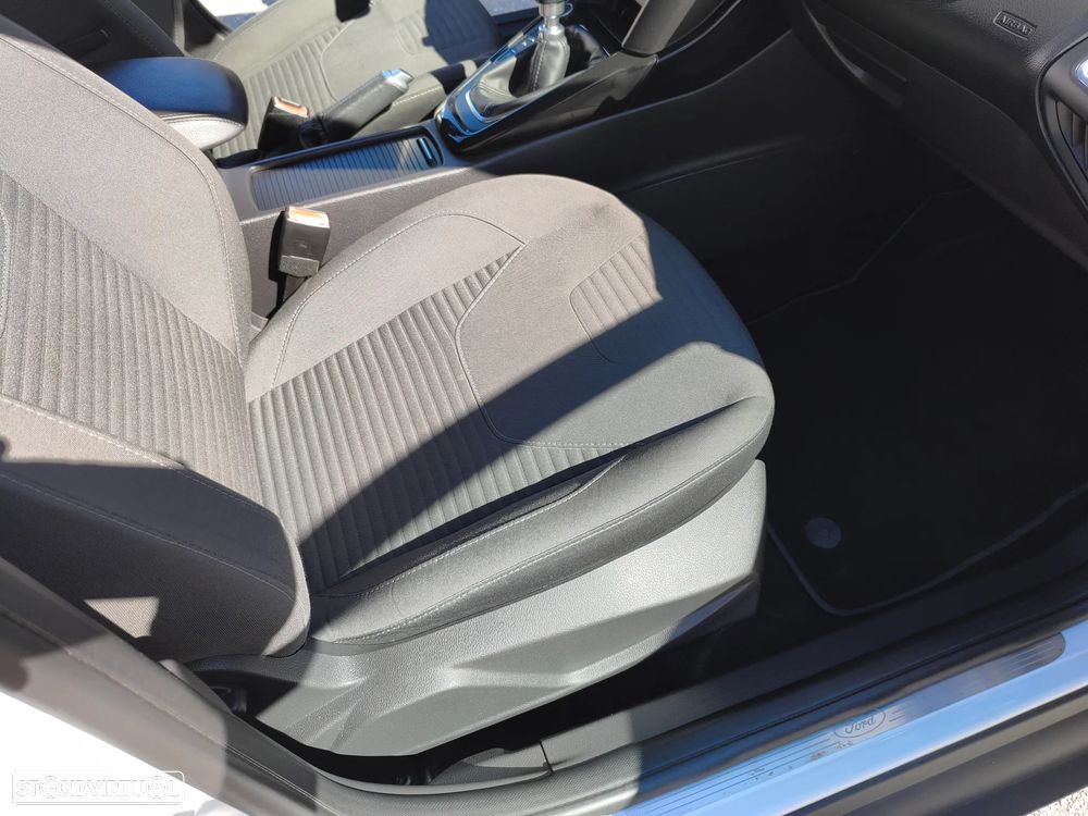 Ford Focus SW 1.5 TDCi Titanium - 9