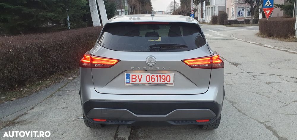 Nissan Qashqai 1.3 DIG-T N-CONNECTA - 12