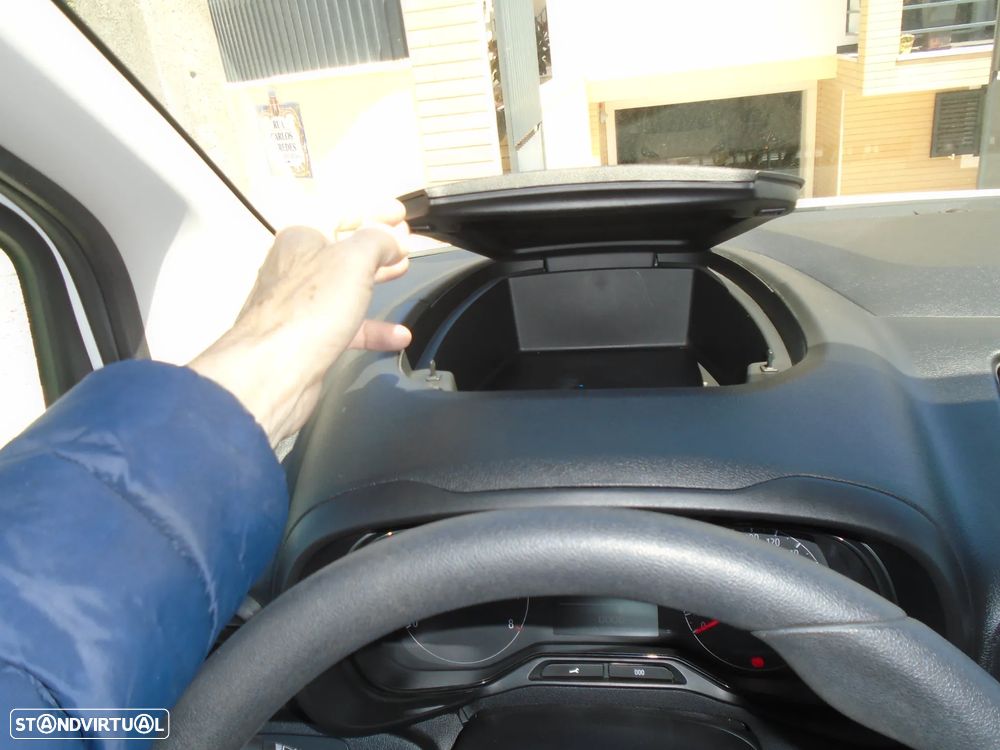 Opel Combo 1.5 DTI NACIONAL 102 CV 3 LUGARES- 6V- IVA DEDUTIVEL - 24