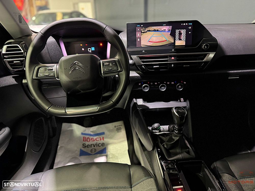 Citroën C4 1.2 PureTech Shine - 19