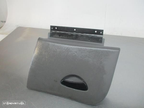 Porta Luvas / Tampa Ford Focus (Daw, Dbw) - 3