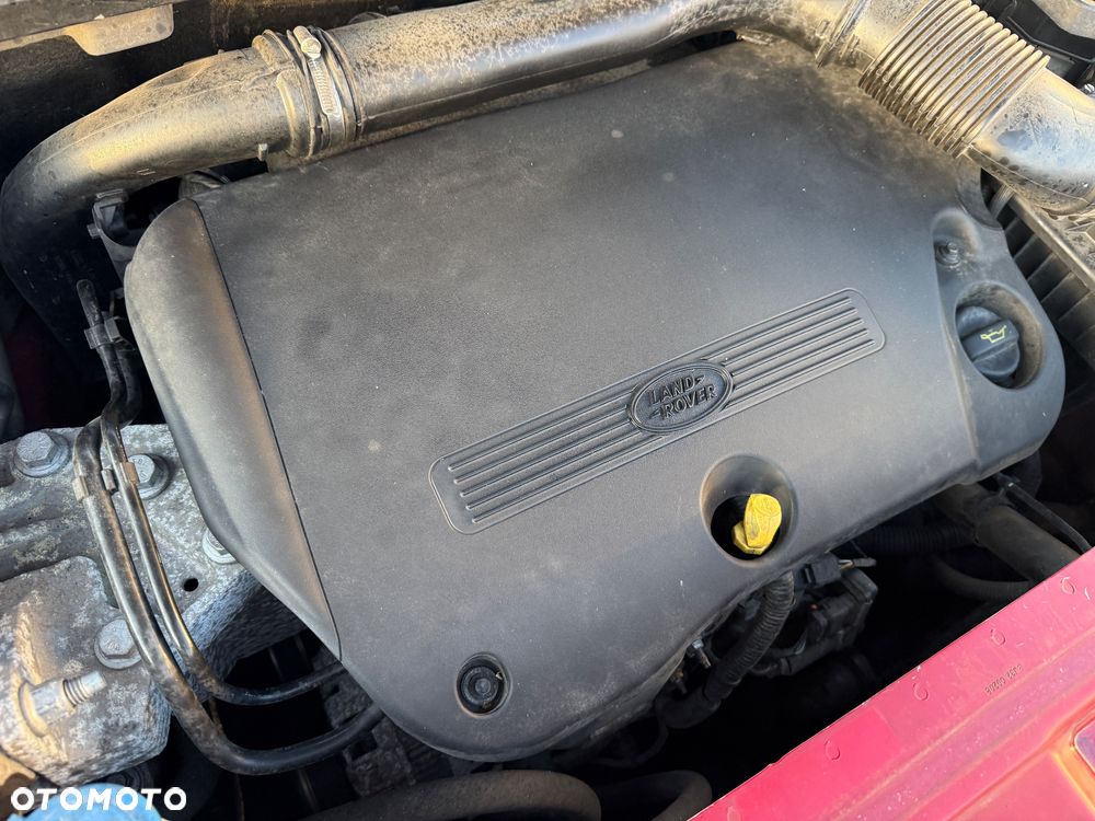 Land Rover Range Rover Evoque - 38