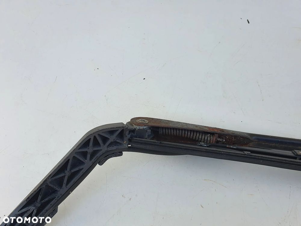 RAMIE WYCIERACZKI IVECO EUROCARGO - 12