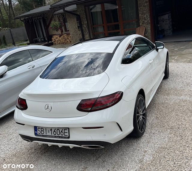 Mercedes-Benz Klasa C 200 4-Matic 9G-Tronic - 8
