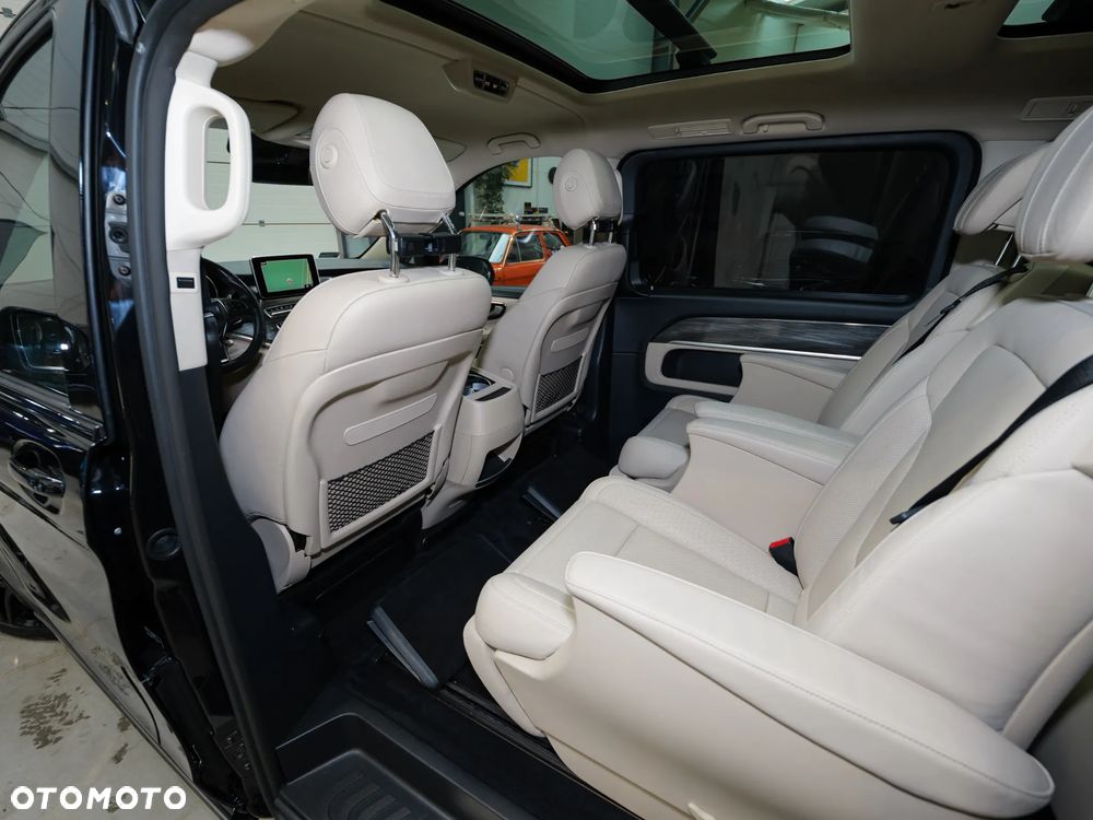 Mercedes-Benz Klasa V 300 d 4-Matic 9G-Tronic (d³ugi) - 18