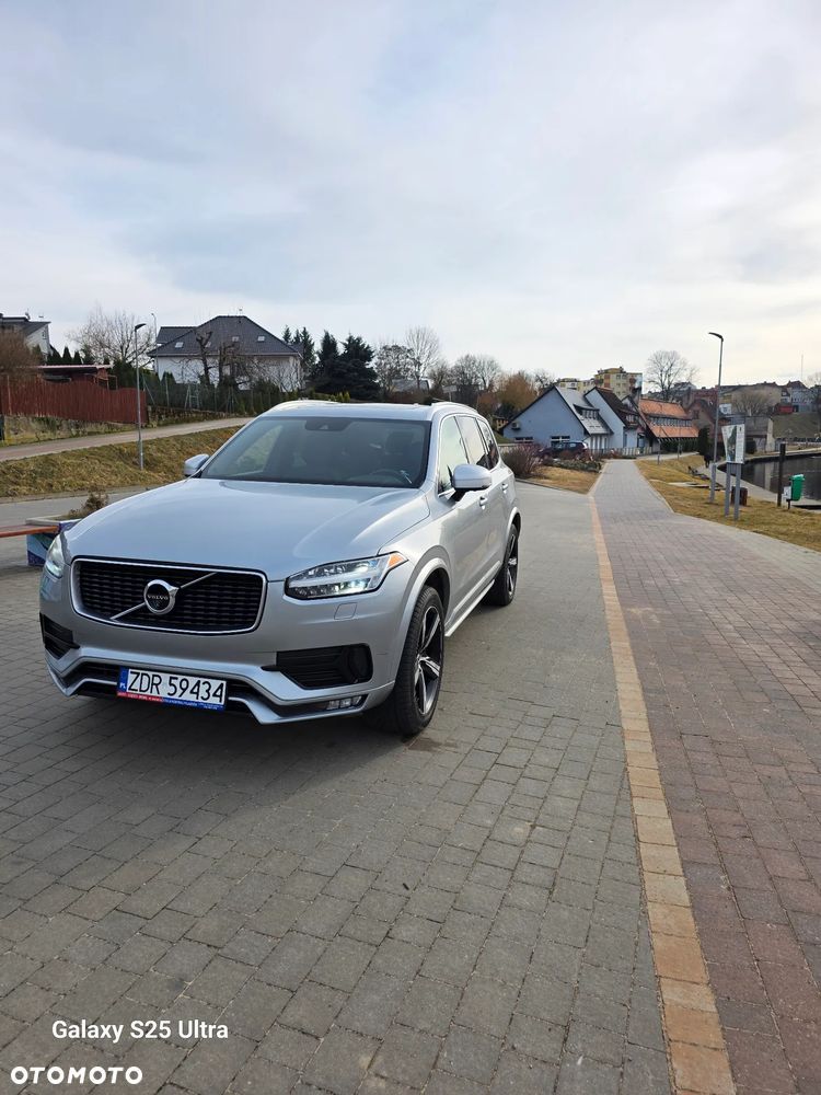 Volvo XC 90 - 8