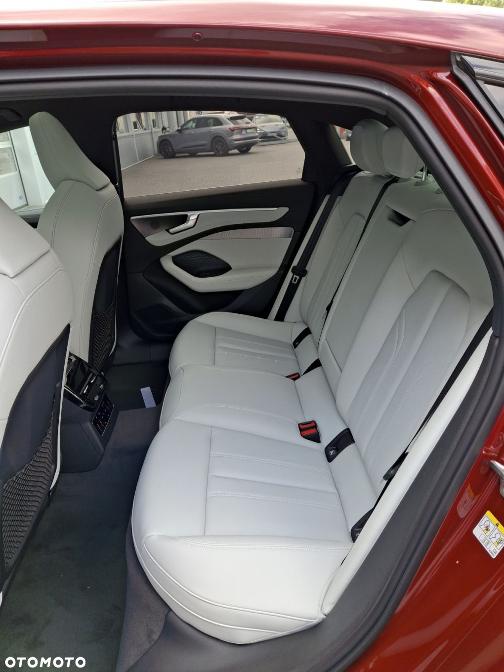 Audi A6 - 13