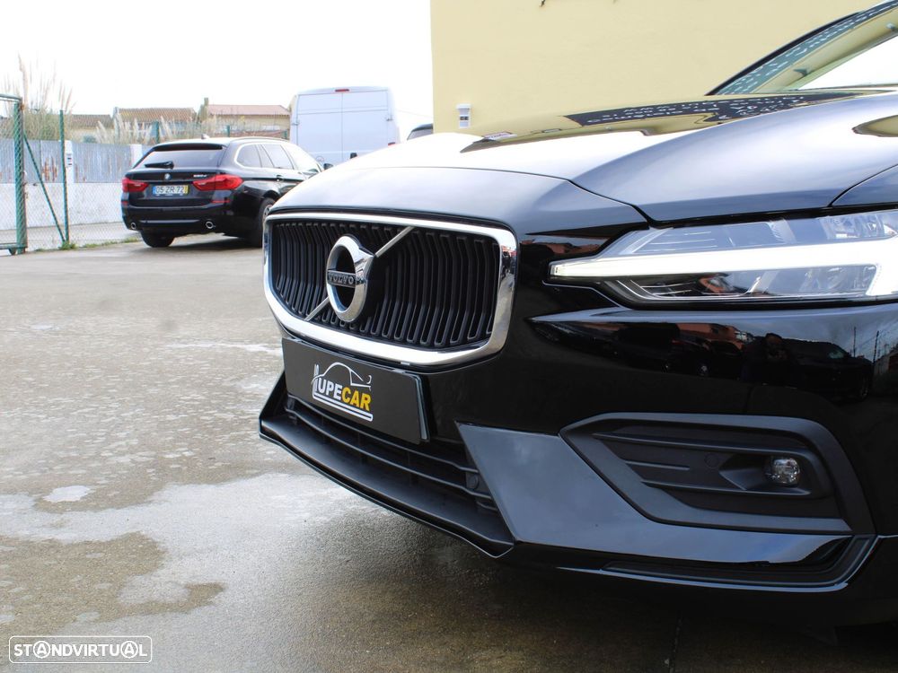 Volvo V60 2.0 D3 Momentum Plus Geartronic - 11