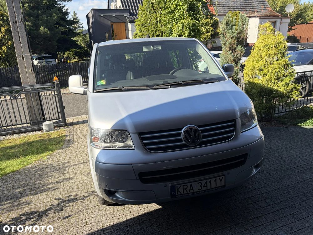 Volkswagen Multivan - 16