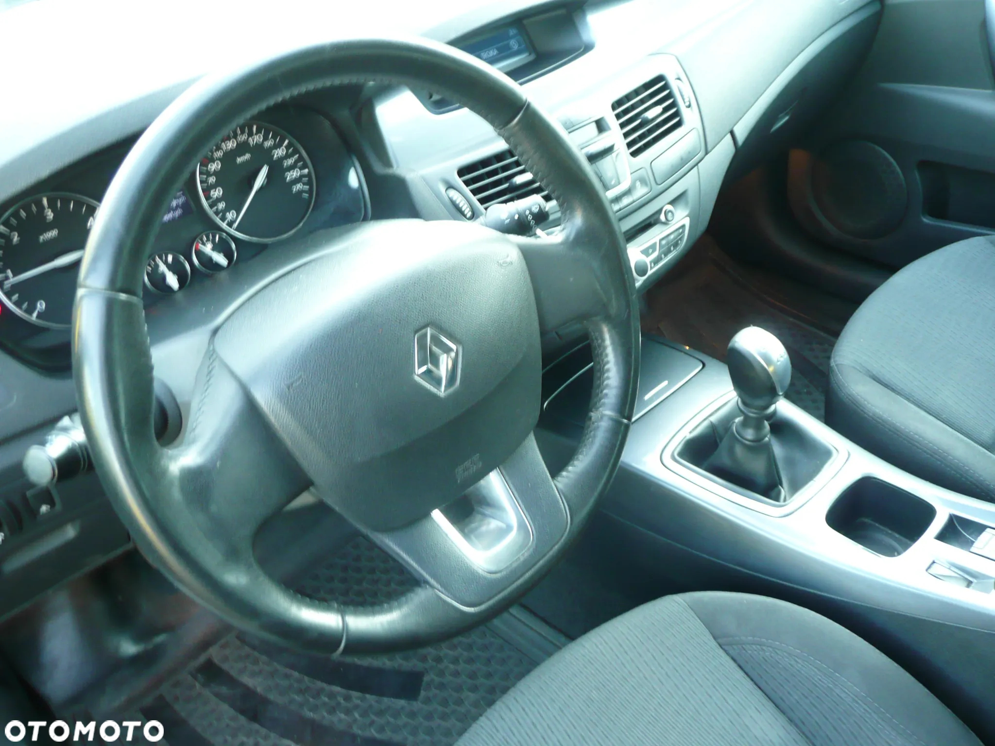 Renault Laguna 1.5 dCi Expression - 8