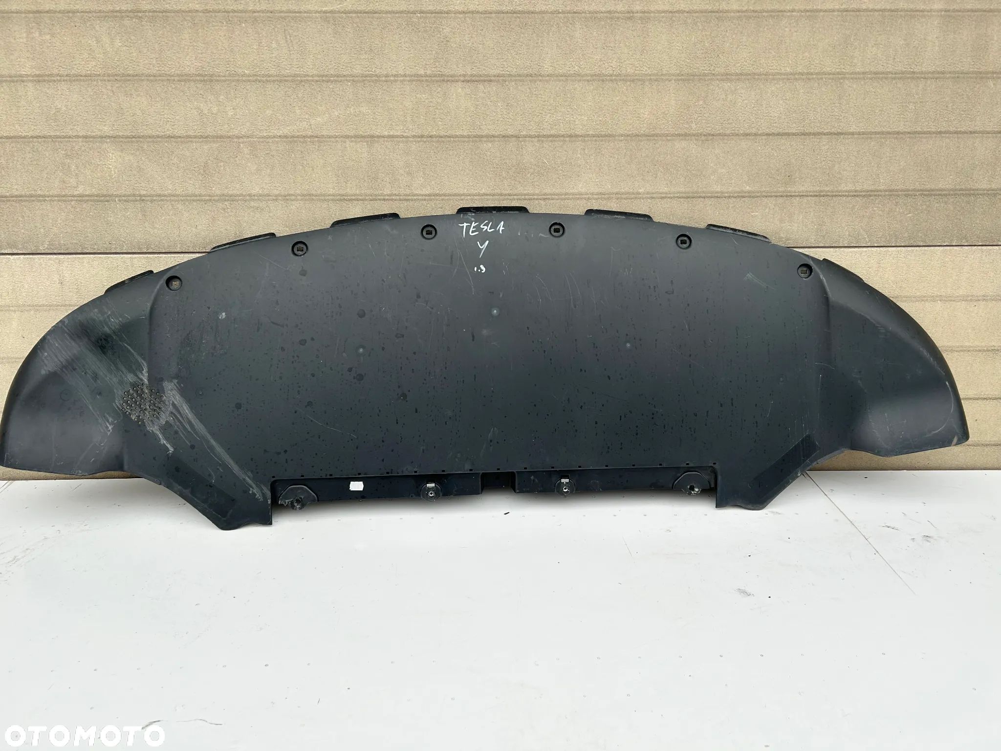 TESLA MODEL Y OSŁONA PŁYTA ZDERZAK SPOILER 1760713-00-B - 1
